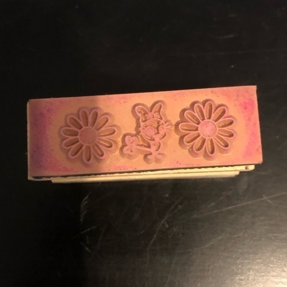 Disney | Cuckoo-Loca & Daisies Stamper - Picture 3 of 3